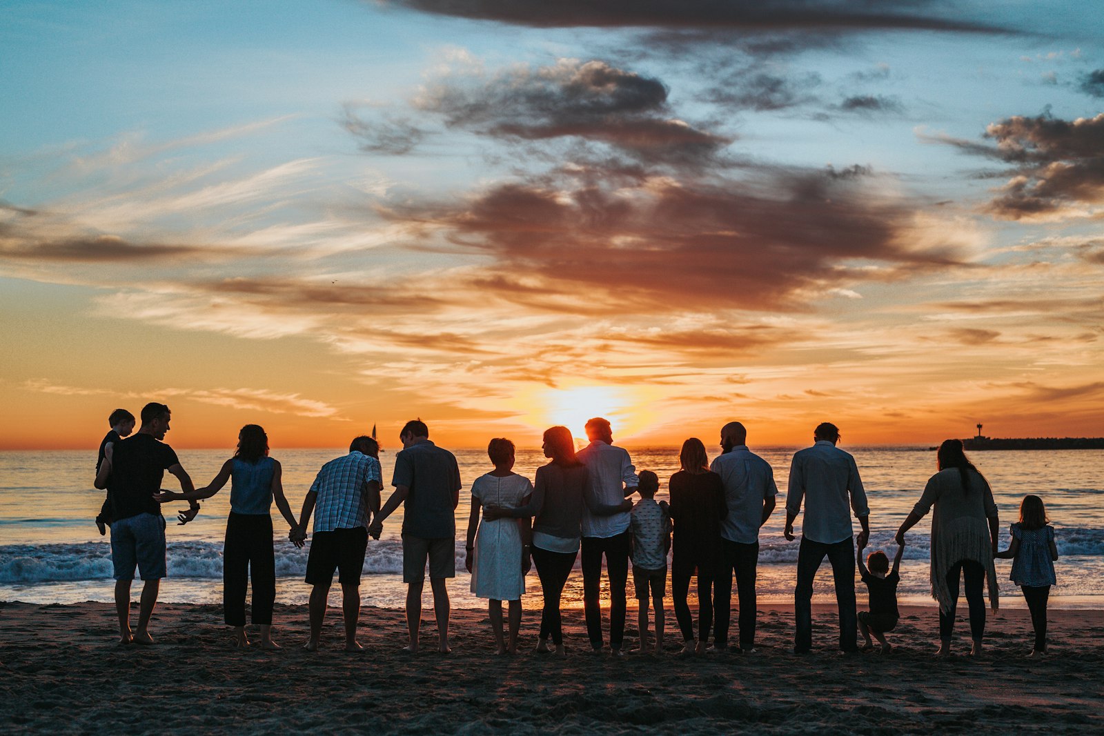 Family Visa Guide 2026: Sponsor Spouse, Parents, Children (US, UK, Canada)